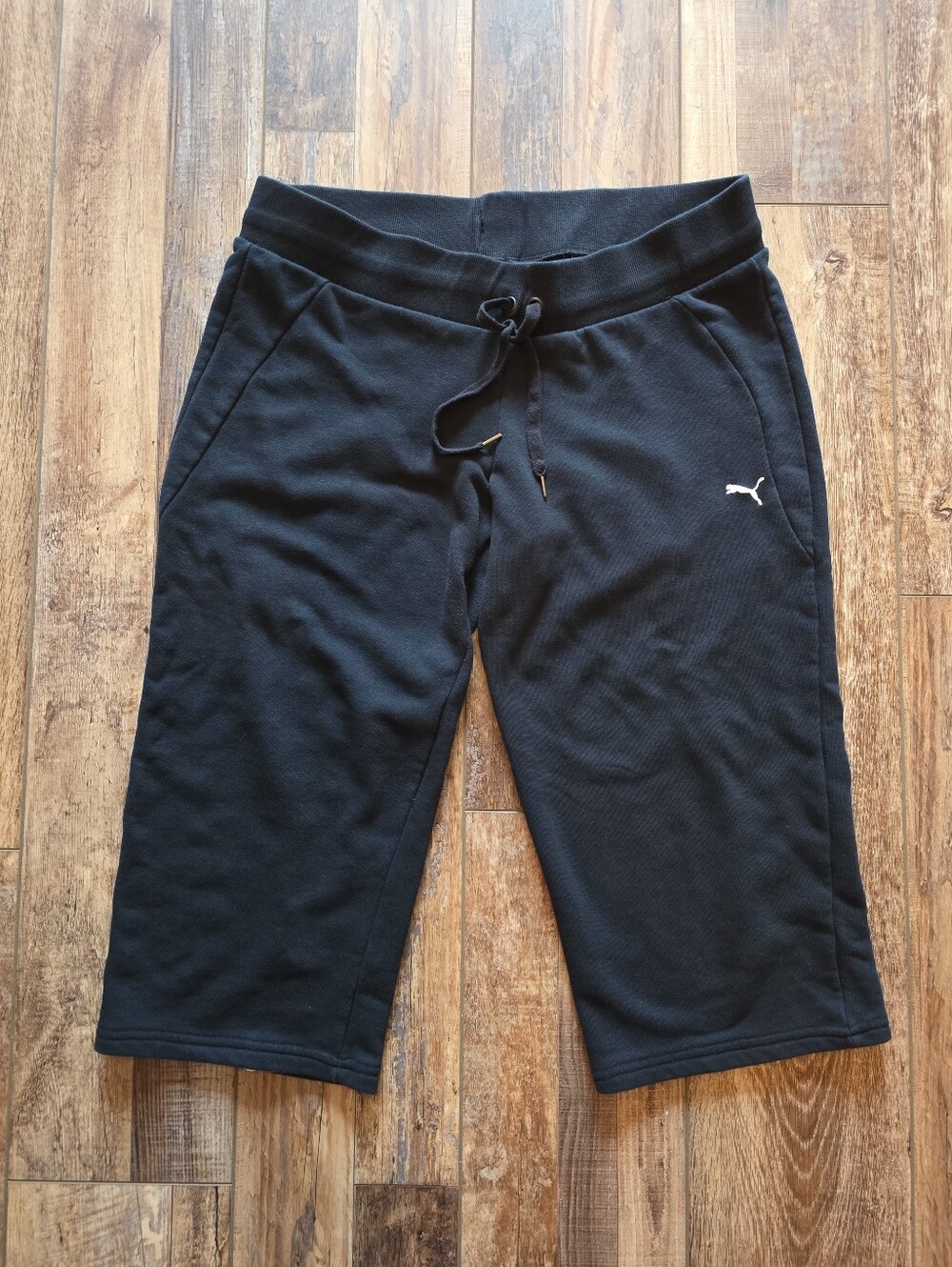 Puma - Sport Lifestyle French Terry Capri Sweatpants - Women's XL - Black